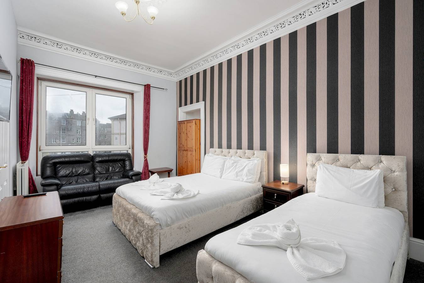 Charming Spacious Guesthouse, Edinburgh - Pass the Keys in Edinburgh, Edinburgh and Lothian