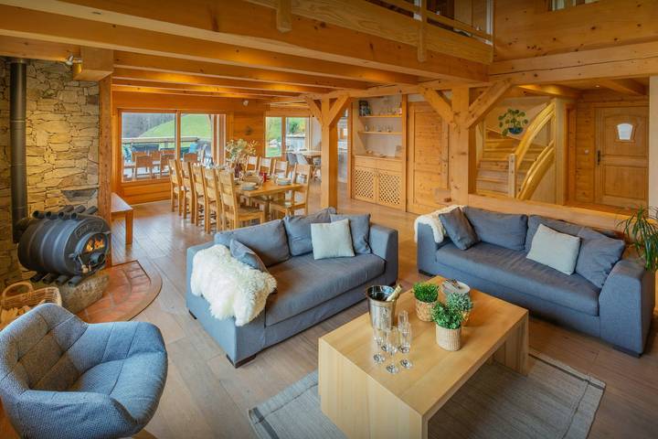 Chalet pour 12 personnes, avec jacuzzi et jardin ainsi que sauna et piscine, adapté aux familles en Haute-Savoie - 4