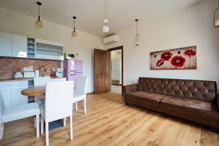Ferienhaus für 4 Personen, mit Garten und Balkon