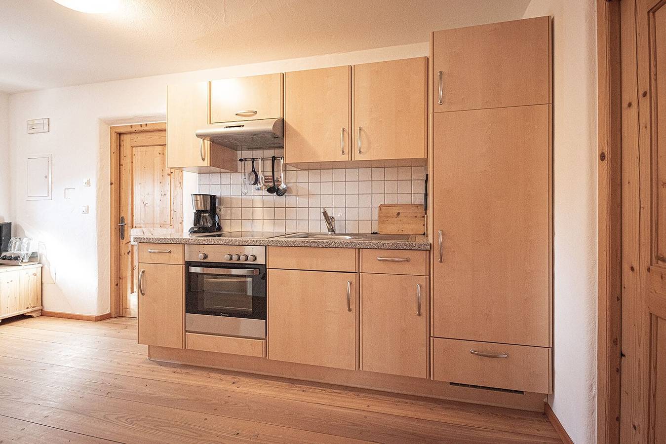 Ganze Wohnung, Ferienwohnung "Alpenrose" mit Bergblick, privater Terrasse und Wlan in Ahornach, Sand in Taufers