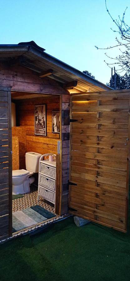 Tente pour 2 personnes, avec jardin ainsi que jacuzzi et terrasse en Ille-et-Vilaine - 4