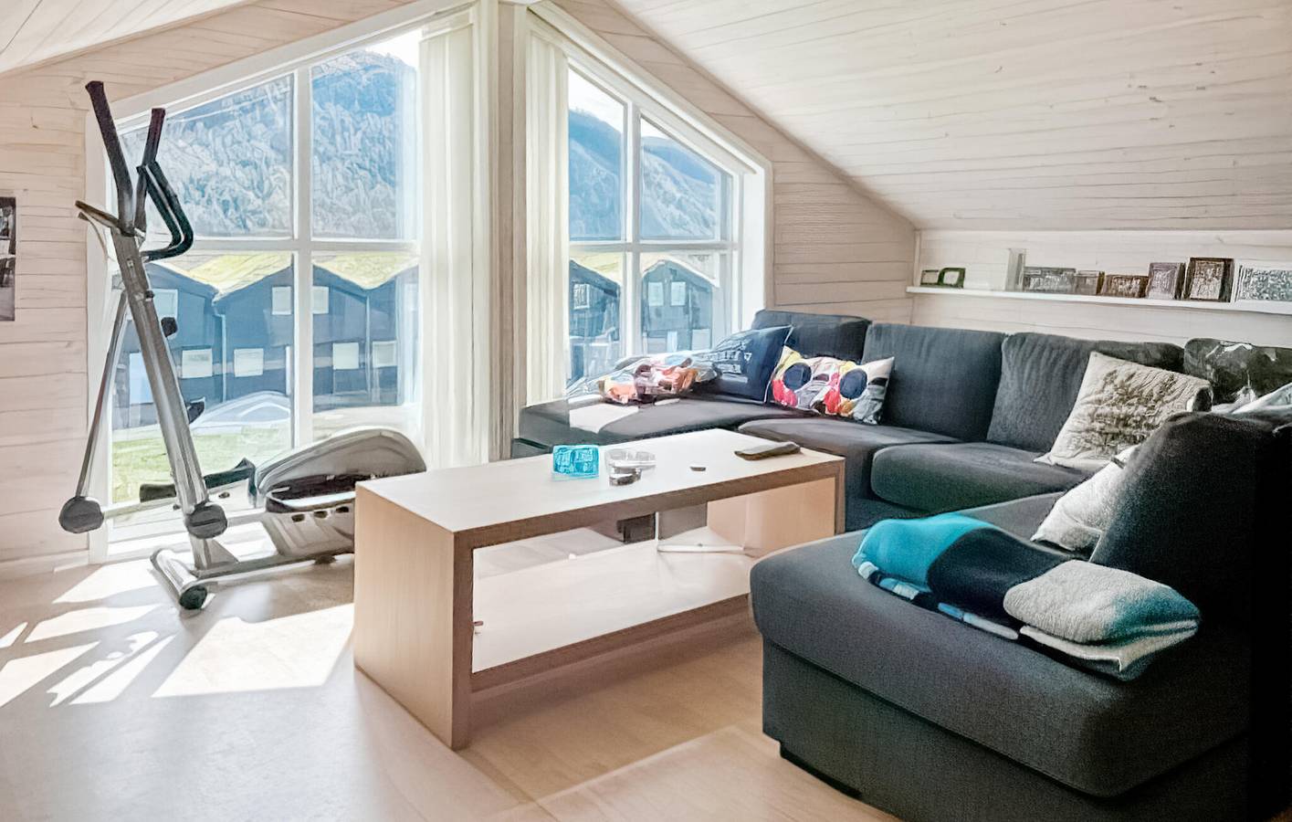 Ganze Ferienwohnung, Ferienwohnung für 8 Personen mit Garten in Sirdal