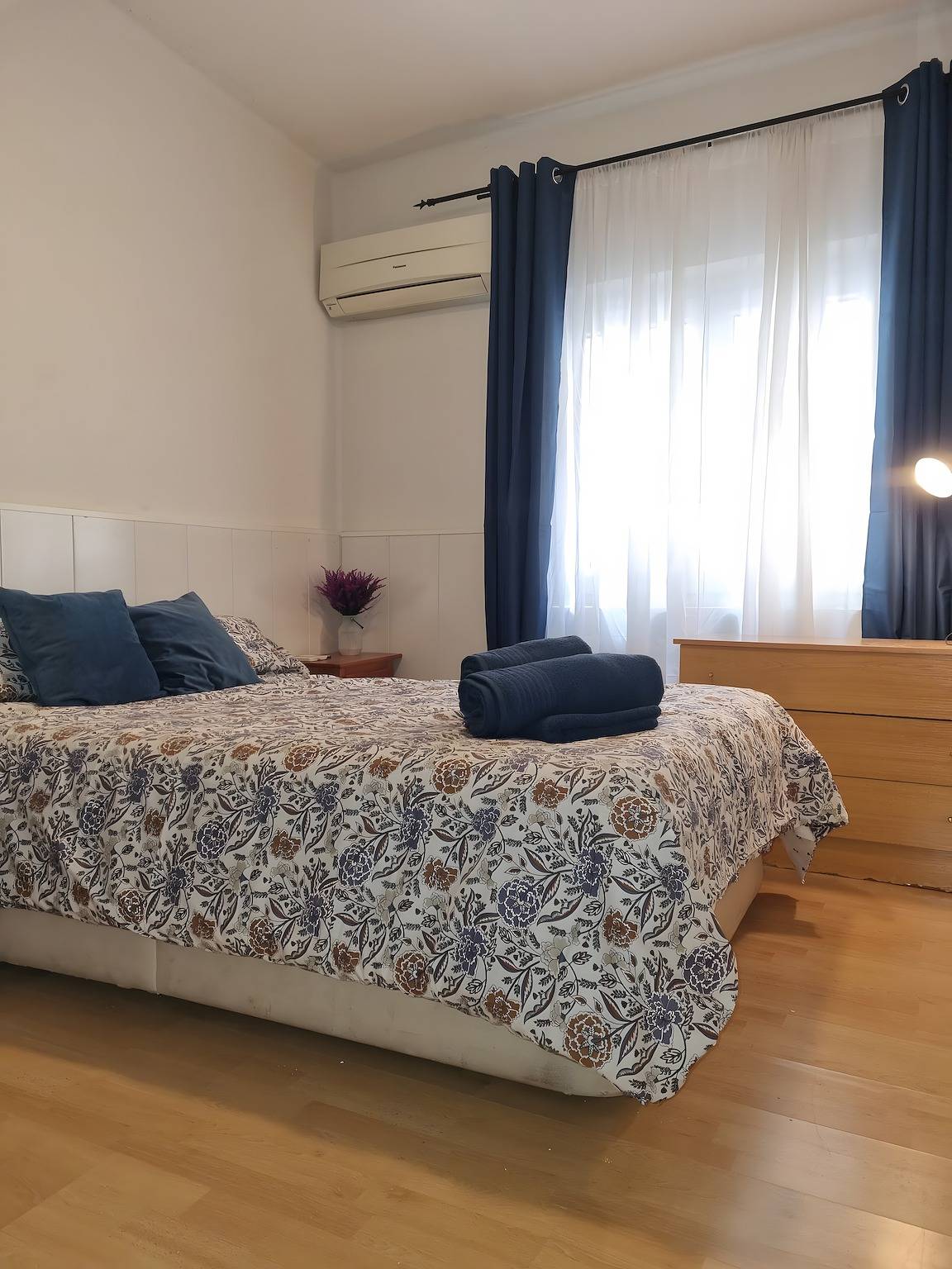 Maison de vacances 'Pisito Del Pueblo' avec Wi-Fi et climatisation in Navaluenga, Valle del Alberche