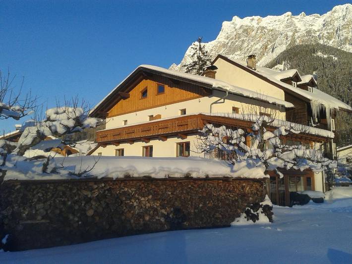 Ferienwohnung für 4 Personen, mit Garten an der Zugspitze (Österreich) - 2