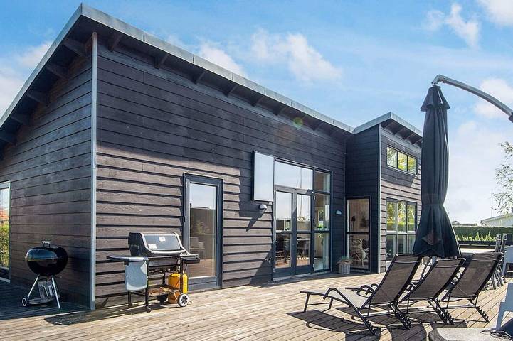 Ferienhaus für 6 Personen, mit Whirlpool und Terrasse sowie Sauna - 1