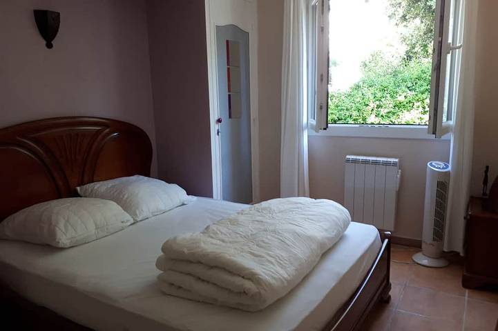 Gîte pour 4 personnes, avec balcon dans Office De Tourisme De La Croix Valmer - 2