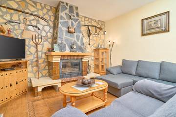 Casa De Vacaciones para 10 Personas en Sayalonga, Cordillera Penibética, Foto 4