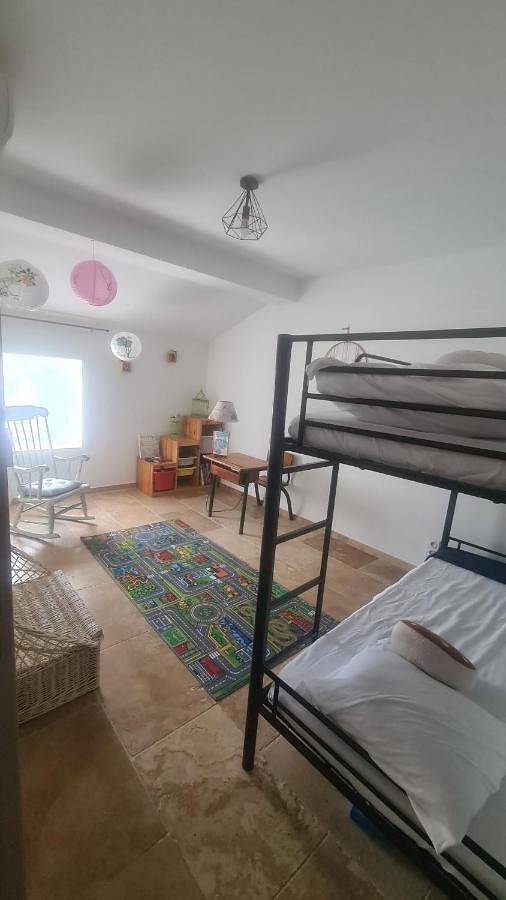 Appartement entier, Appartement au cœur de la Provence in Orgone, Région d'Arles