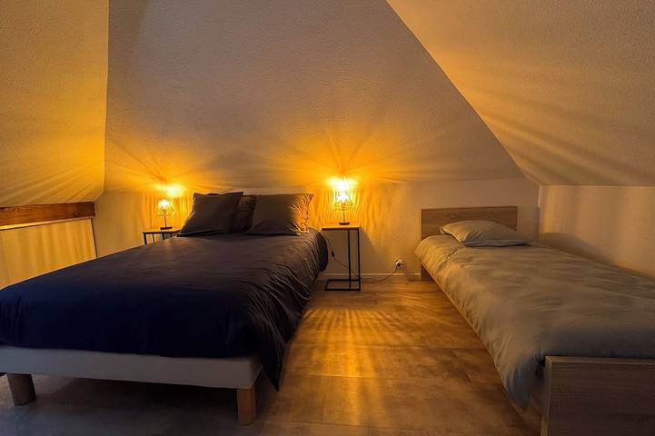 Gîte pour 5 personnes, avec balcon, animaux acceptés dans Office De Tourisme Challes Les Eaux - 2