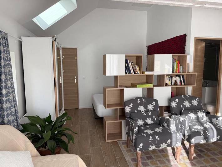 Gîte pour 2 personnes, avec vue ainsi que terrasse et jardin dans Valambray - 4