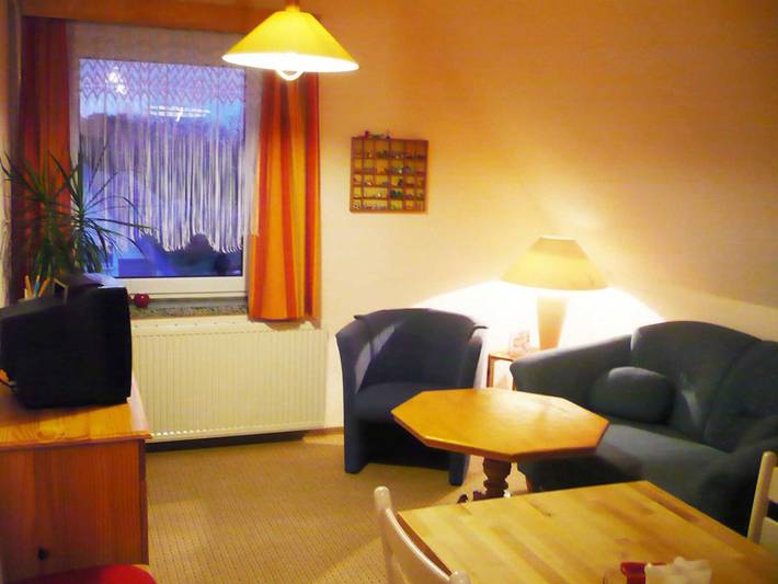 Ferienwohnung für 4 Personen, mit Terrasse und Garten sowie Seeblick auf Hiddensee - 3