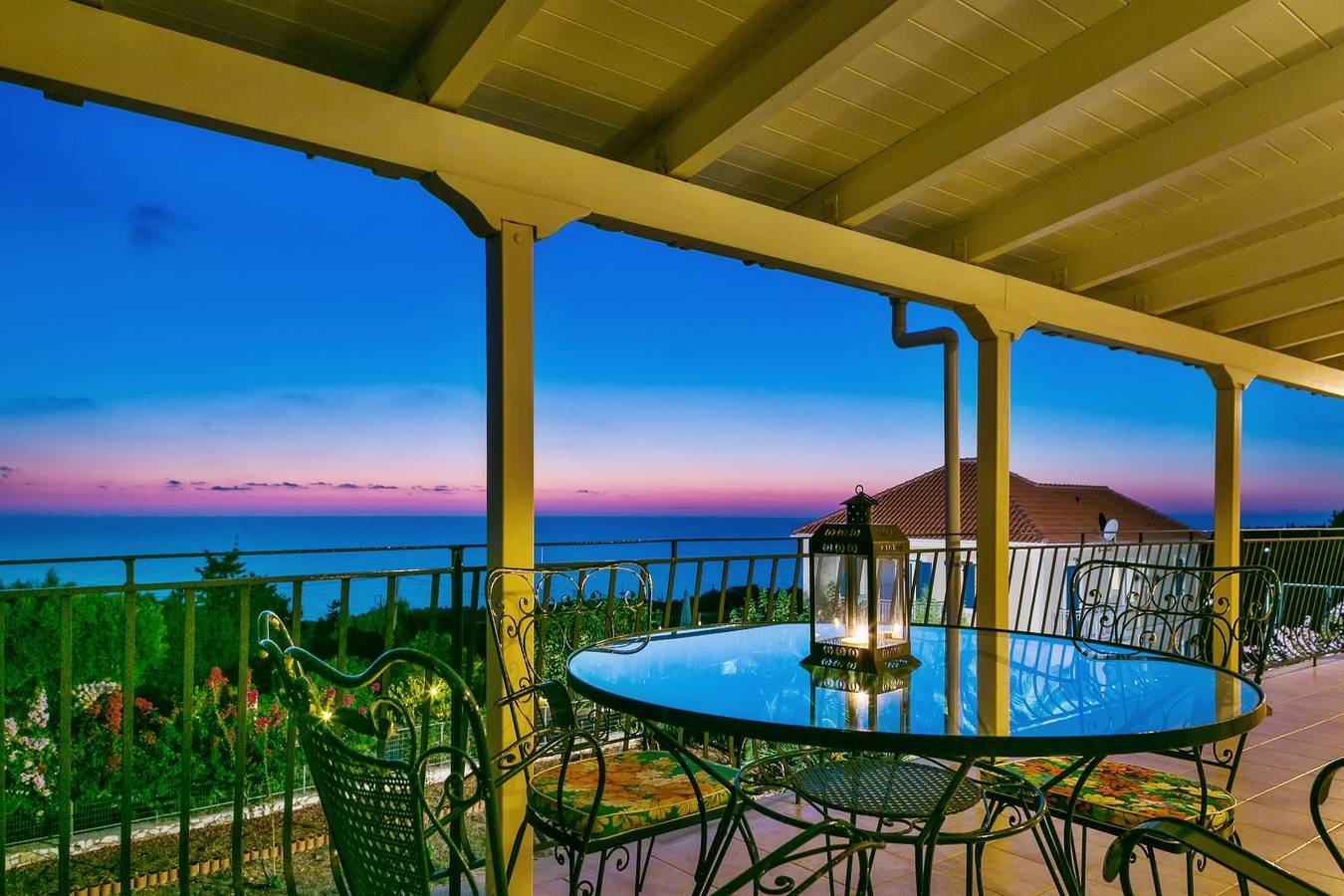 Apartamento entero, Apartamento Espacioso con Vista al Mar en Tzamarelata - 90 m² in Cefalonia