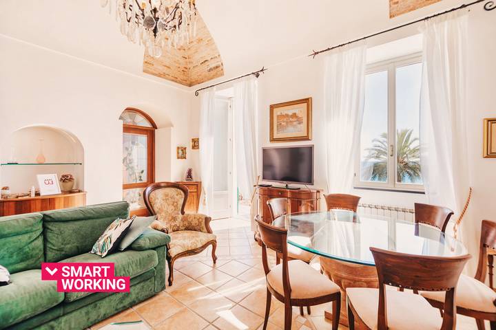 Gîte pour 5 personnes, avec balcon dans Ospedaletti - 2