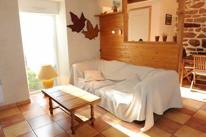 Gîte pour 3 personnes, avec terrasse et jardin, animaux acceptés à Noyal-Muzillac - 2