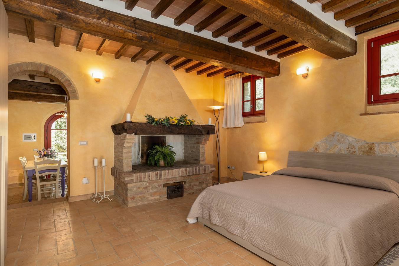 Casa vacanze 'Borgo Mommialla Casa Dell'artista' con piscina condivisa, Wi-Fi e aria condizionata in Gambassi Terme, Firenze province