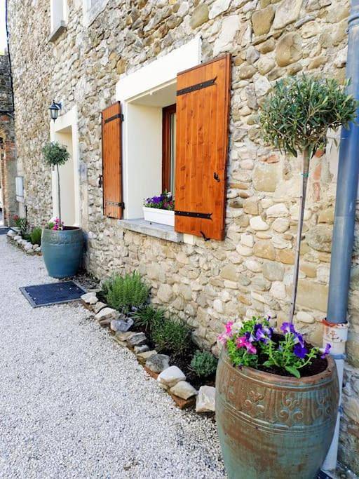 Gîte pour 4 personnes, avec piscine et jardin à Cléon-d'Andran - 4