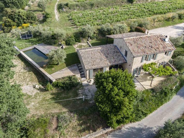 Casa de huéspedes para 8 personas, con jardín y piscina - 1