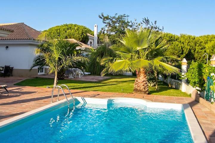 Villa pour 6 personnes, avec jardin ainsi que piscine et terrasse - 1