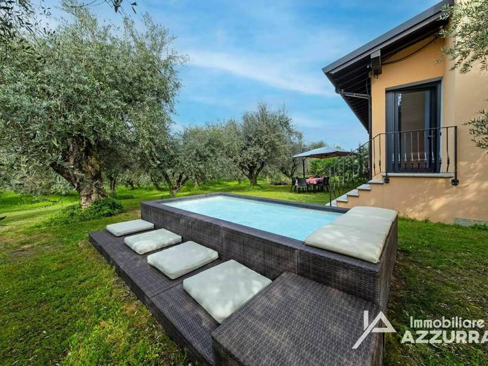 Villa für 7 Personen, mit Pool und Garten in Bardolino
