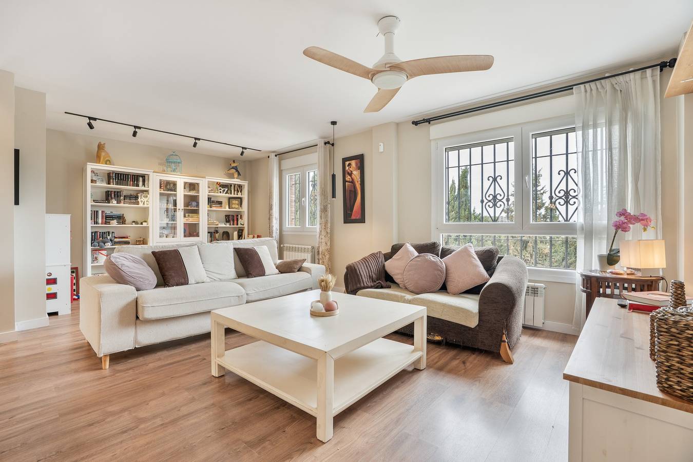 Casa de Férias 'Villavillanos' com Piscina Privada, Terraço e Wi-Fi in Villa de Otura, Granada Província