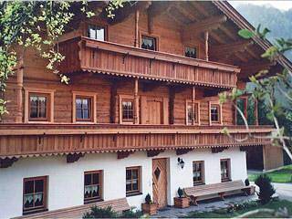 Doppelzimmer, Dusche, Wc zur Einzelnutzung in Waidring, Chiemgauer Alpen