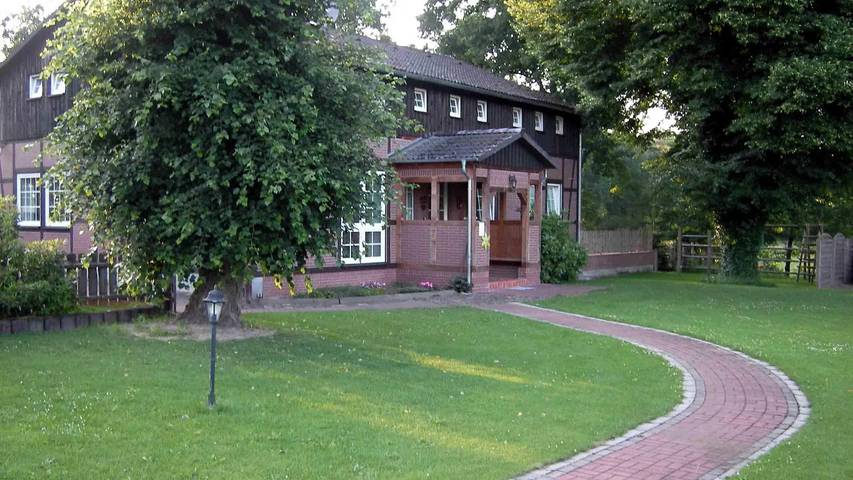 Ferienwohnung für 3 Personen, mit Garten
