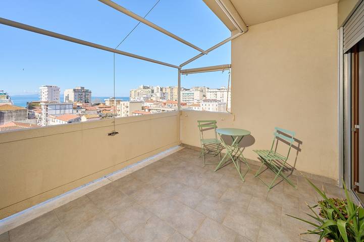 Appartamento intero, Appartamento 'Rosamare - Follonica' con Vista Mare, Wi-Fi e Aria Condizionata in Spiaggia di Follonica (Scarlino), Follonica