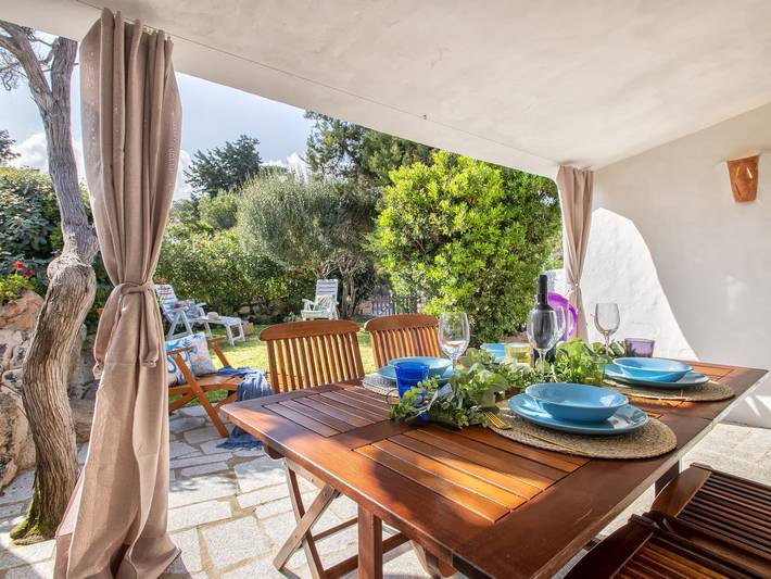 Location de vacances pour 5 personnes, avec Terrasse et Jardin à Arzachena - 3