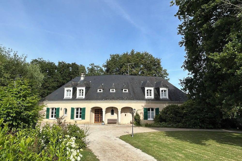 Grand Gite La Monerie, pour vos séjours en famille, entre amis ou professionnels in Segré-en-Anjou-Bleu, Région de Segré