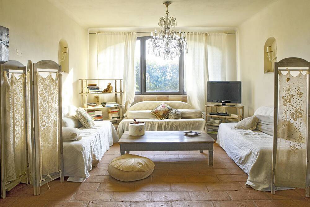 Daniela's house Salsomaggiore swimmingpool villa with private chef on request in Salsomaggiore Terme, Parma Province