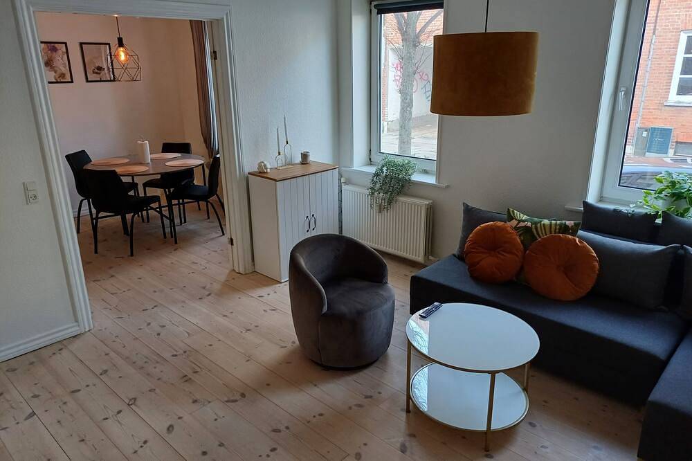 Ganze Wohnung, Stilfuld Lejlighed i Centrum af Hjørring. Kun 5 Minutter fra Gågaden in Hjørring, Hjørring und Umgebung