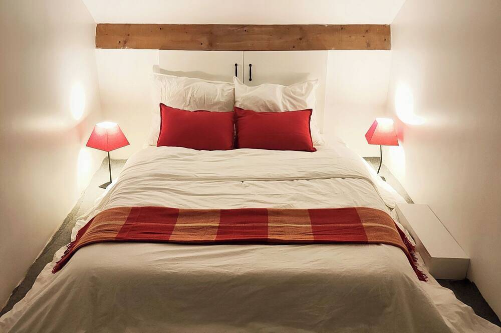 20 minutes to Paris, 15 minutes to Charles  30 minutes to Disneyland. in Aulnay-sous-Bois, Seine-Saint-Denis