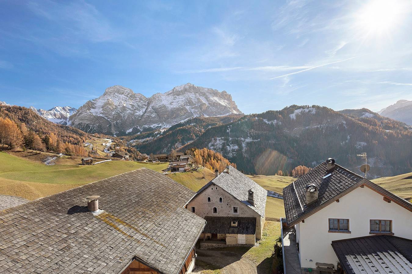 Appartamento intero, Appartamento 'Rungghof 1' con vista montagna, terrazza in comune e Wi-Fi in La Valle, Dolomiti Superski