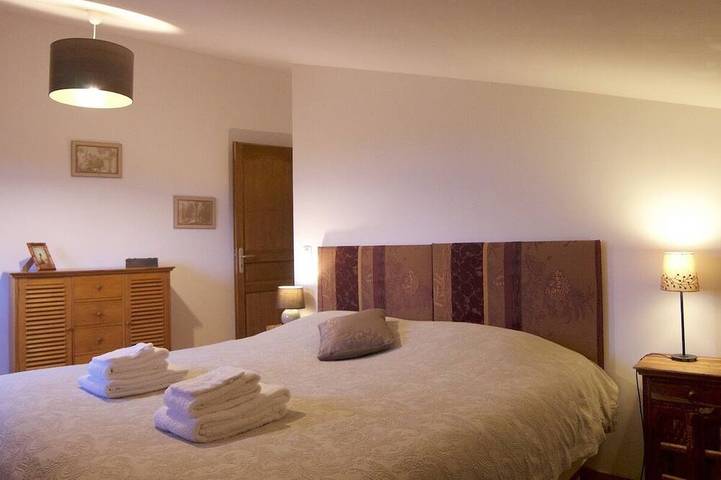 Location de vacances pour 15 personnes, avec jacuzzi et jardin, animaux acceptés à Maubec (Tarn-et-Garonne) - 2