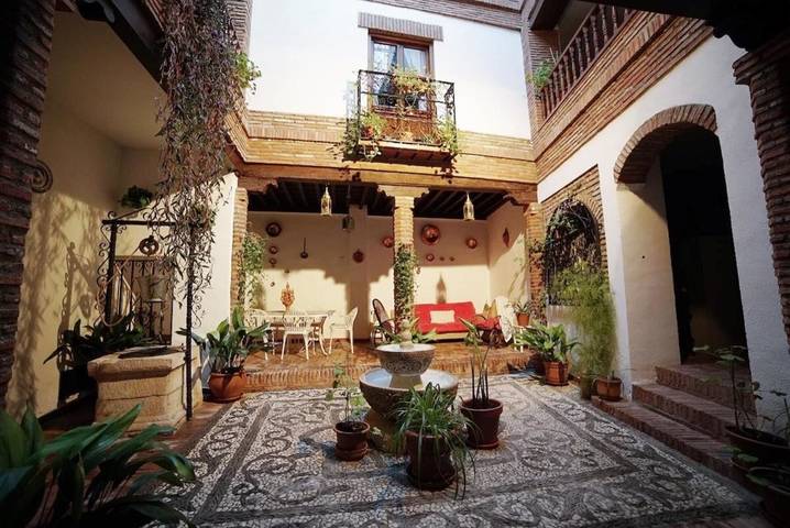 Apartamento para 13 personas, con Balcón además de Terraza y Vistas en Guadix