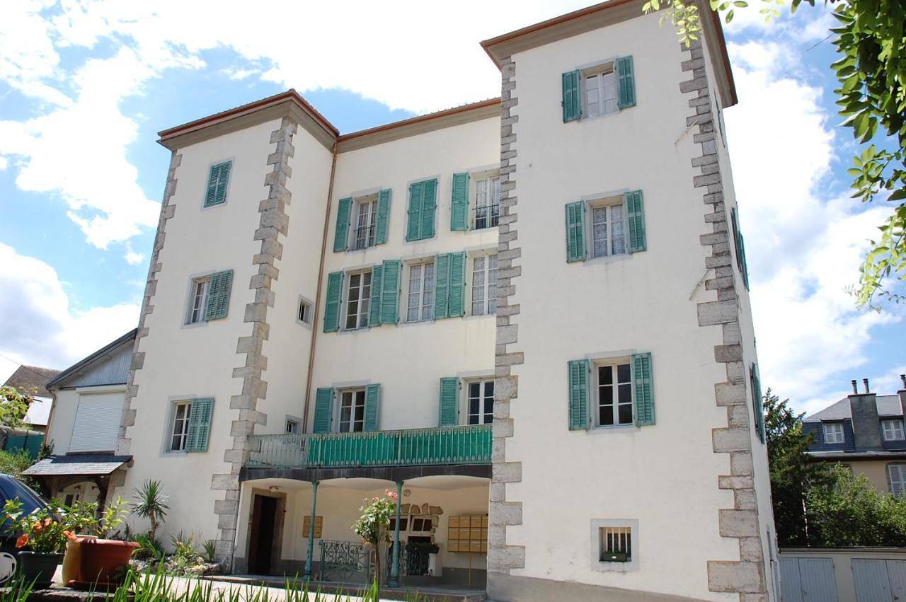 Appartement entier, Les vieilles tours Bellevue Parking in Chambéry, Région de Chambéry