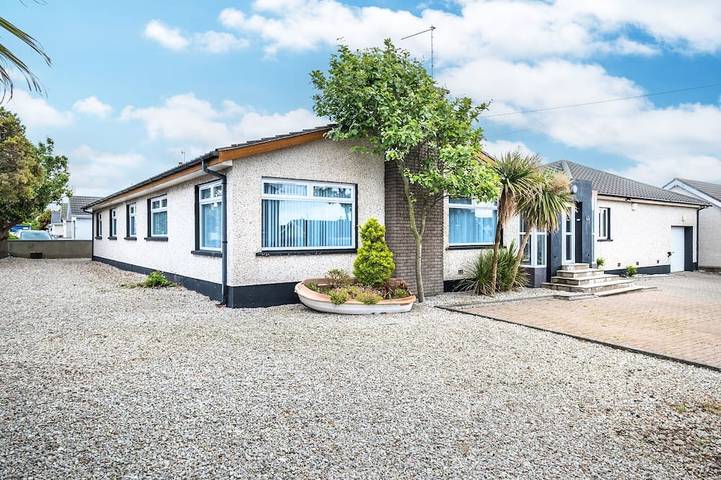 Holiday rental for 12 people, with Terrace and Garden in Portballintrae