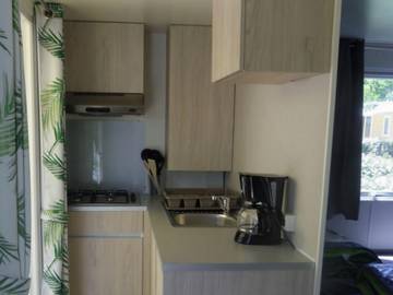 Camping voor 4 Personen in Cavaillon , Parc naturel régional du Luberon, Afbeelding 3