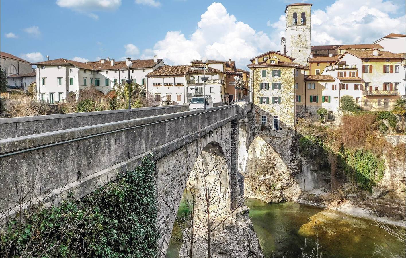Accogliente appartamento con terrazza e aria condizionata in Lauco, Prealpi Carniche