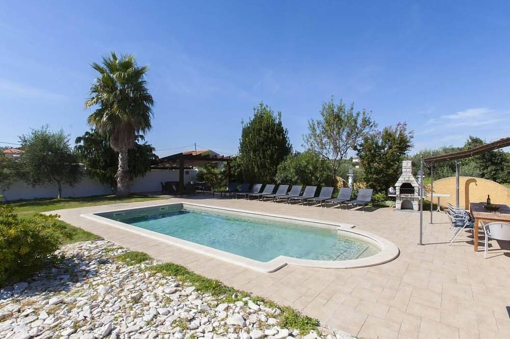 Villa Vedorna großes Wellness-Haus in Strandnähe, Pomer in Pomer, Südküste Istrien