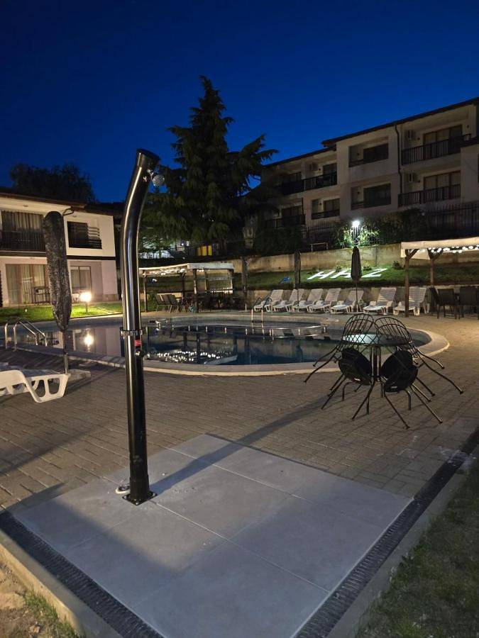 Entire apartment, Donevi Studios in Balchik, Dobrich Region