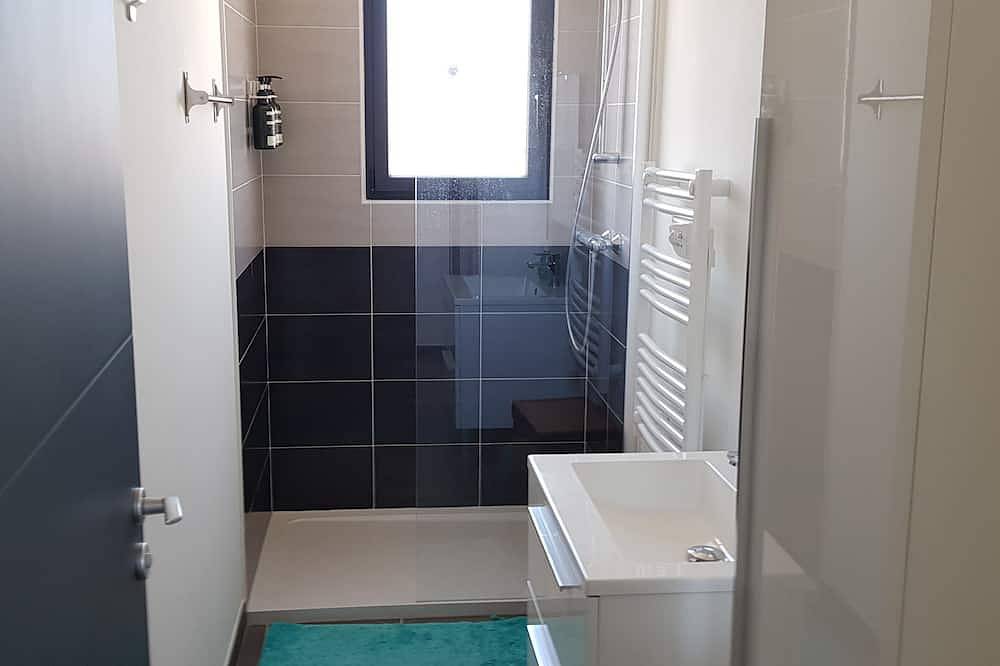 Chambre Cosy 23m2 . Adults Only in Agde, Côte d'Améthyste
