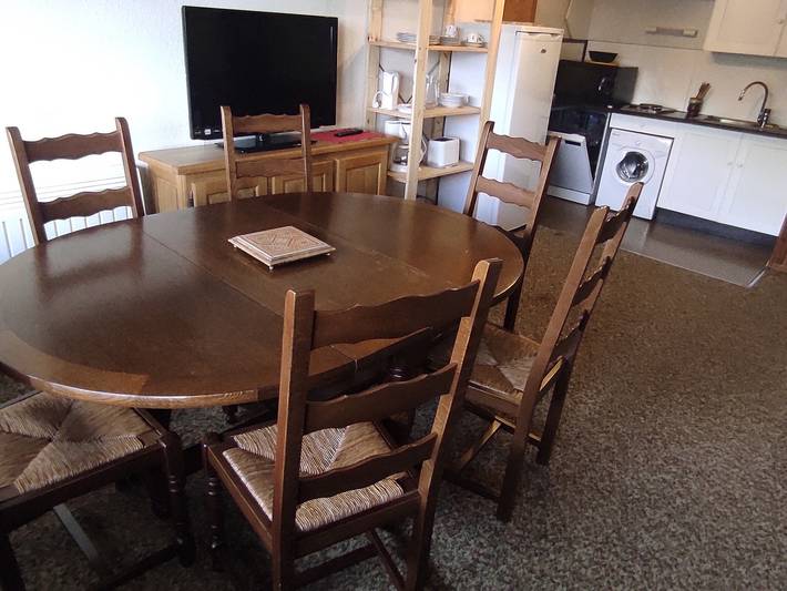 Gîte pour 6 personnes, avec balcon dans Office De Tourisme Super Besse - 2