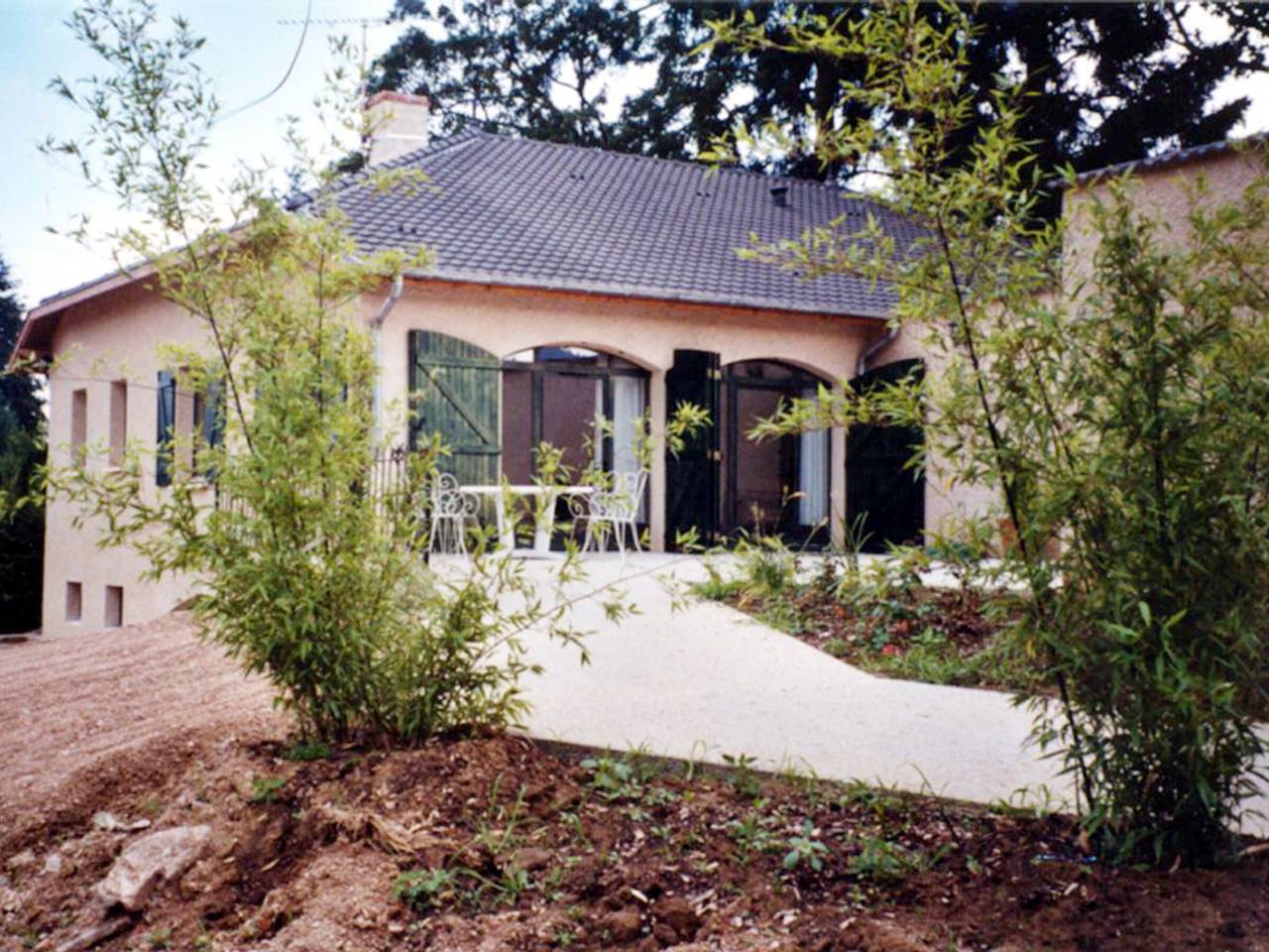 Gîte spacieux avec cheminée et animaux admis in Saint-Haon-le-Vieux, Région de Roanne