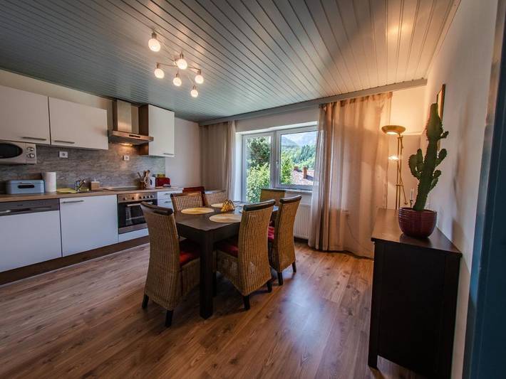Ferienwohnung für 4 Personen, mit Ausblick und Garten in Eisenerz - 3