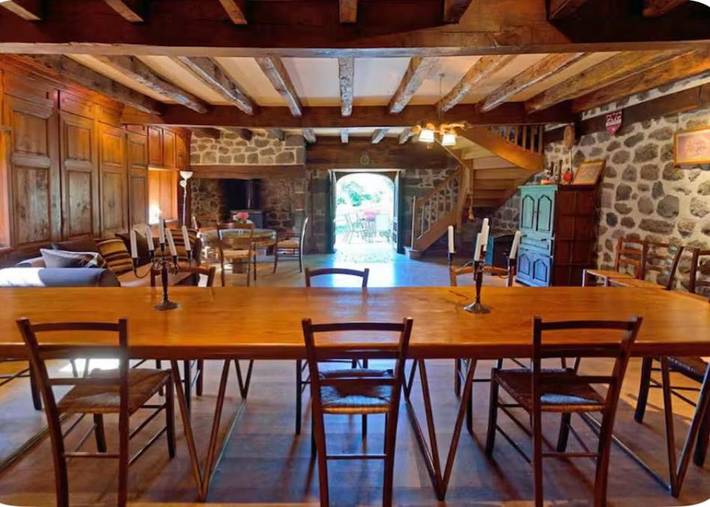 Location de vacances pour 8 personnes, avec terrasse à Mur-de-Barrez - 2