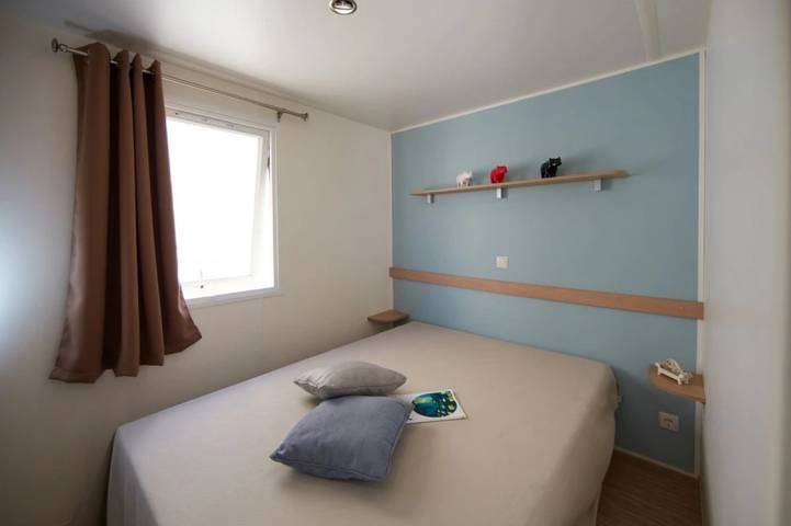 Mobil home pour 8 personnes, avec bassin pour enfant à Angles - 4