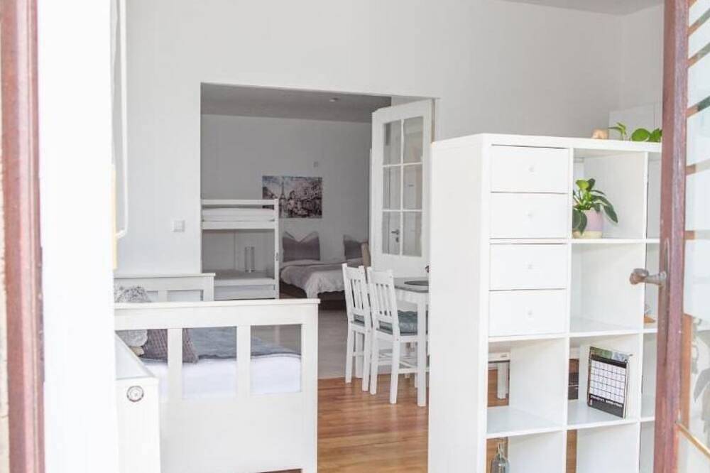 Ganze Wohnung, Ferienwohnung Big bei Tripsdrill nur 5 Min entfernt vom Freizeitpark in Pfaffenhofen, Kraichgau