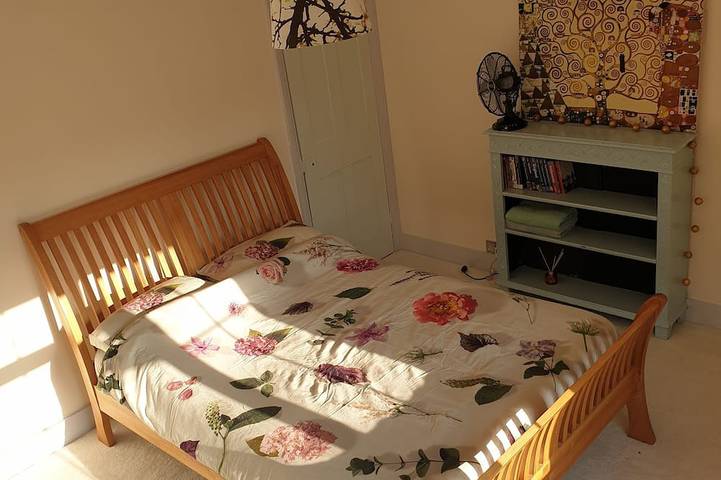 Home away from home in Woking, Surrey