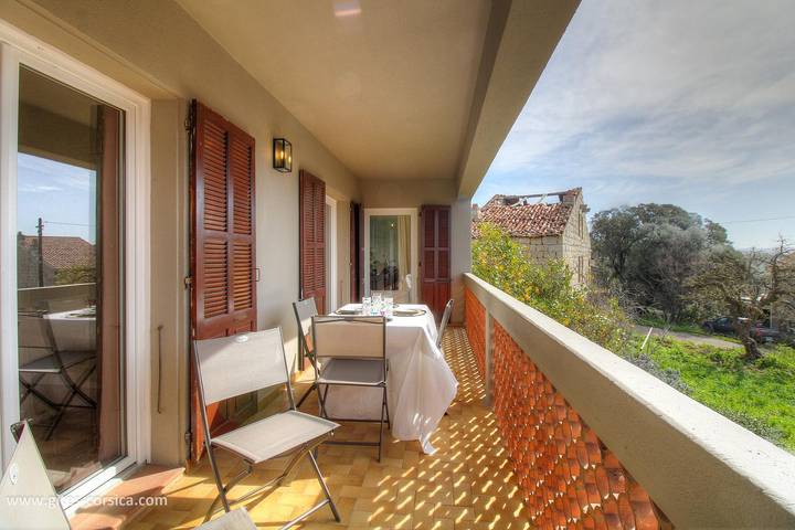 Gîte pour 6 personnes, avec Terrasse ainsi que Jardin et Vue à Pianottoli-Caldarello - 2